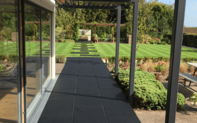 HOW TO RESTORE BLACK PAVERS