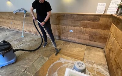 GREEN MAN RESTORES ‘BLACKTOP’ FLOOR WITH ECOPROTEC 